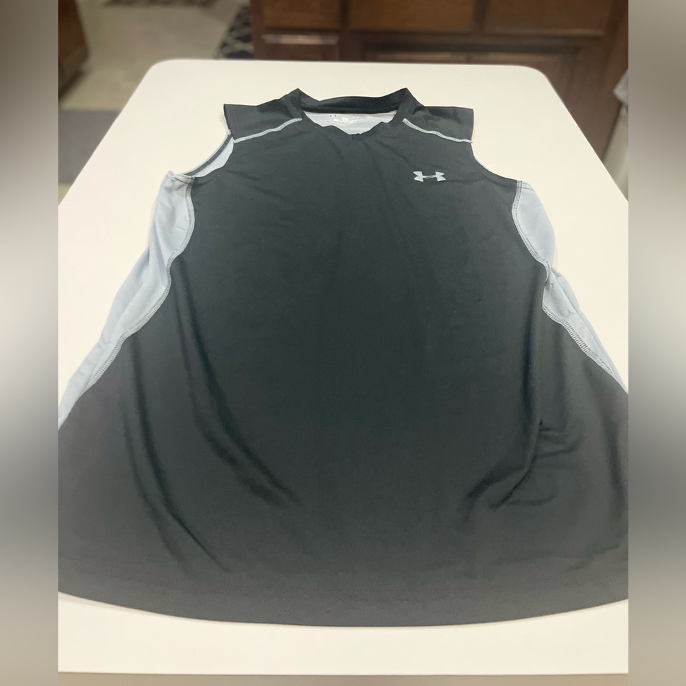 Under Armour Sleeveless Work Our Top. Black & Gray. Size Large.